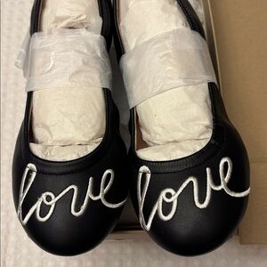 NEW! ED Ellen DeGeneres Langlee Size 2.5M 4.5M BLACK WHITE 'Love' Ballet Flats
